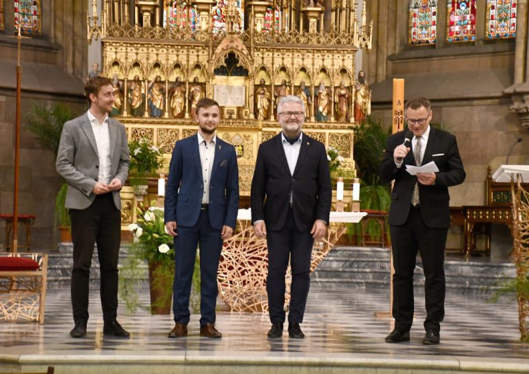Zdravotníci, děkujeme! FNUSA zve na Májový koncert